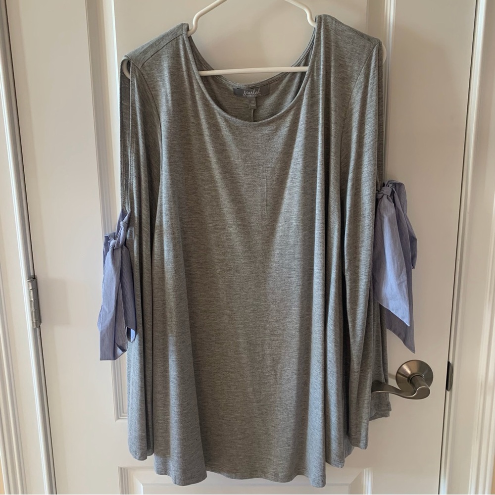 Marled Gray Blouse with Blue Tie Accents